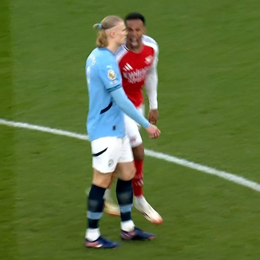 包含反败为胜引发热议！，哈兰德在阿森纳比赛中大比分获胜再创辉煌时刻的词条-爱游戏平台首页