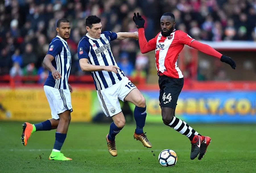 包含里程碑夜！菲尼克斯太阳手感冰凉；足总杯集结日刷纪录；赛场秩序良好；心理建设被强调的词条-爱游戏平台首页